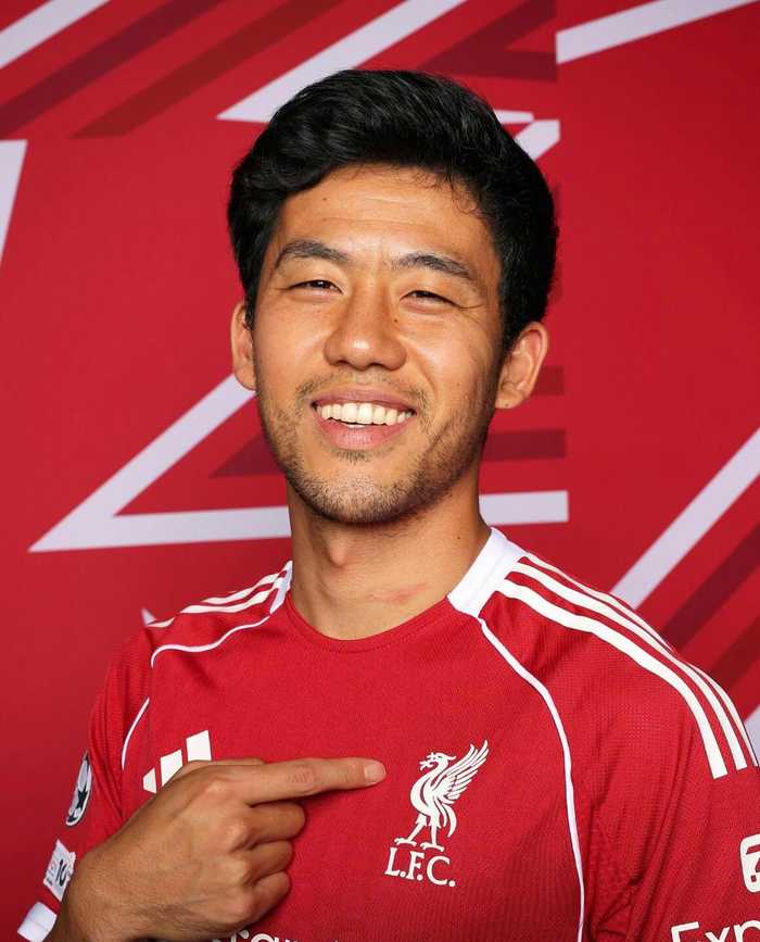 阿贾克斯报价远藤航、守田英正补强6号位