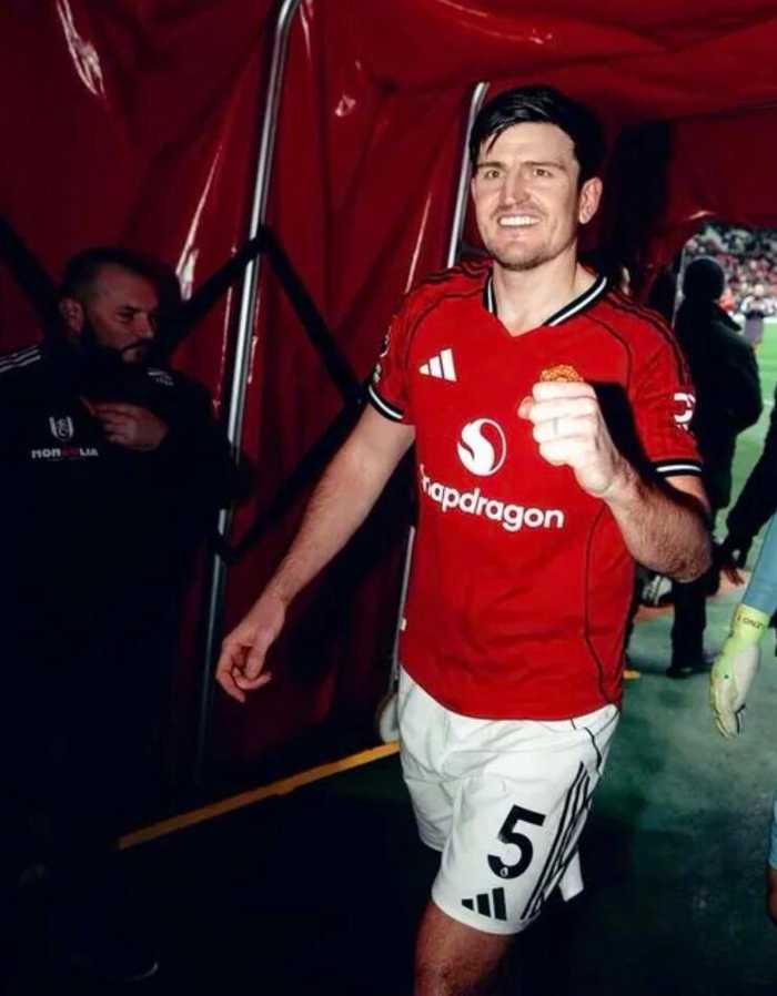 曼联1-1绝平西汉姆联，马奎尔首发9场仅1负