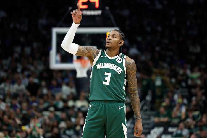 小凯文波特连续两场高光表现，本赛季场均18+5+7