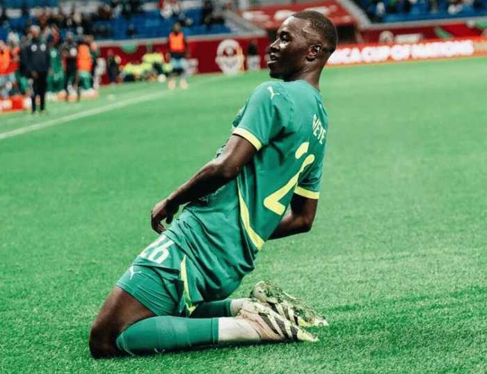 曼联关注非洲杯英雄盖耶，塞内加尔国脚西甲表现抢眼