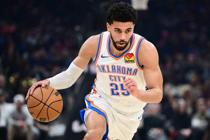 阿杰伊·米切尔：这场比赛很像季后赛 我们阵容中优秀人物太多了