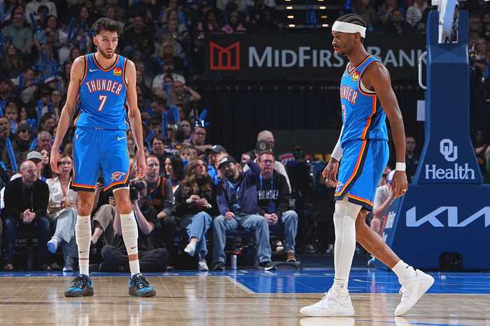 霍姆格伦：很高兴亚历山大在主场破纪录 我当时没意识到怎么回事